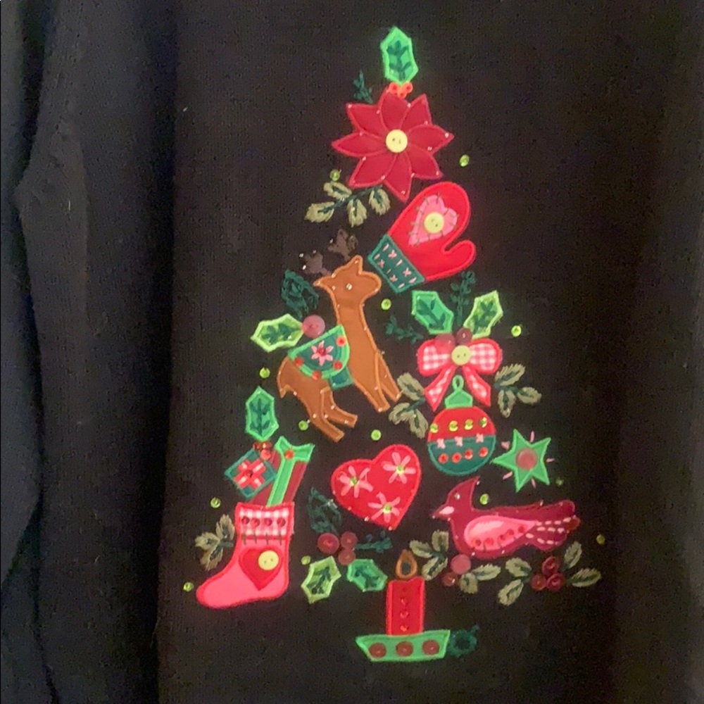 QF Christmas sweater with light up Christmas tree